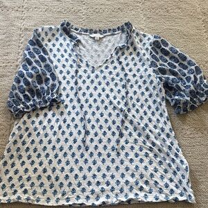 Lucky Brand Blue and White Patterned Blouse